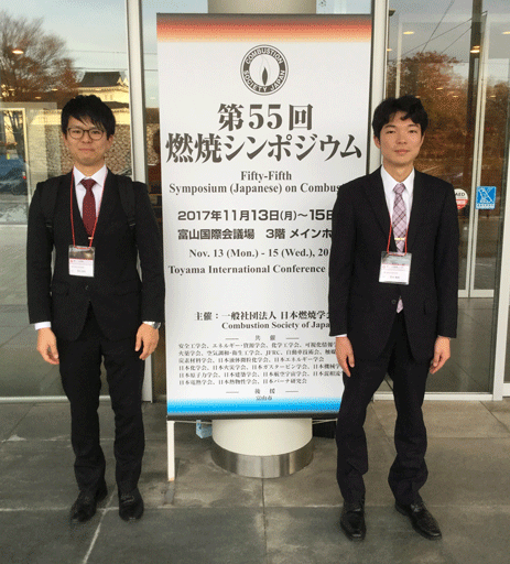 学会発表の様子写真